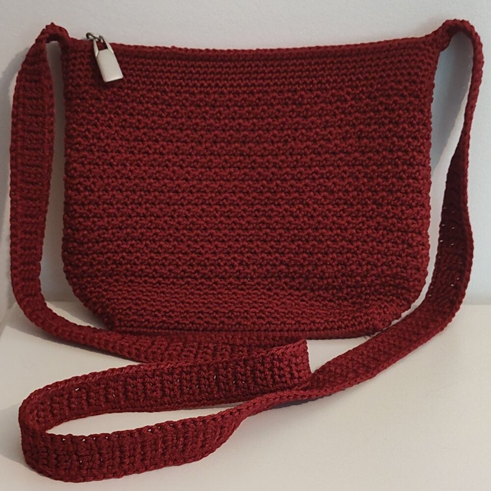 Sonoma red crochet crossbody purse, Excellent used condition